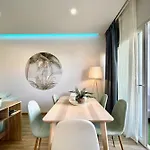 Akisol Rocha Blissful